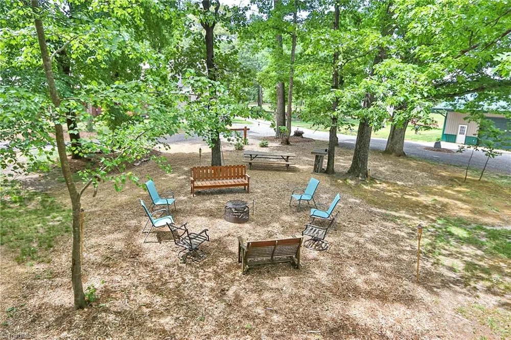 4844 Saint Paul Church Road Hamptonville, NC 27020