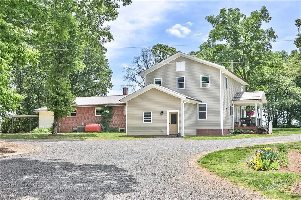 4844 Saint Paul Church Road Hamptonville, NC 27020
