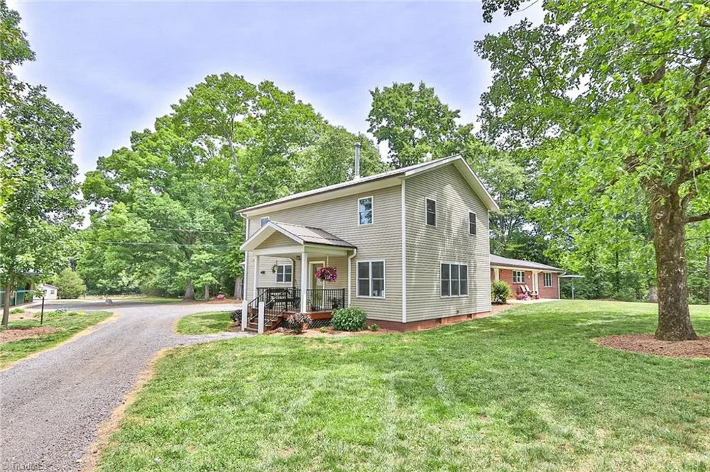 4844 Saint Paul Church Road Hamptonville, NC 27020