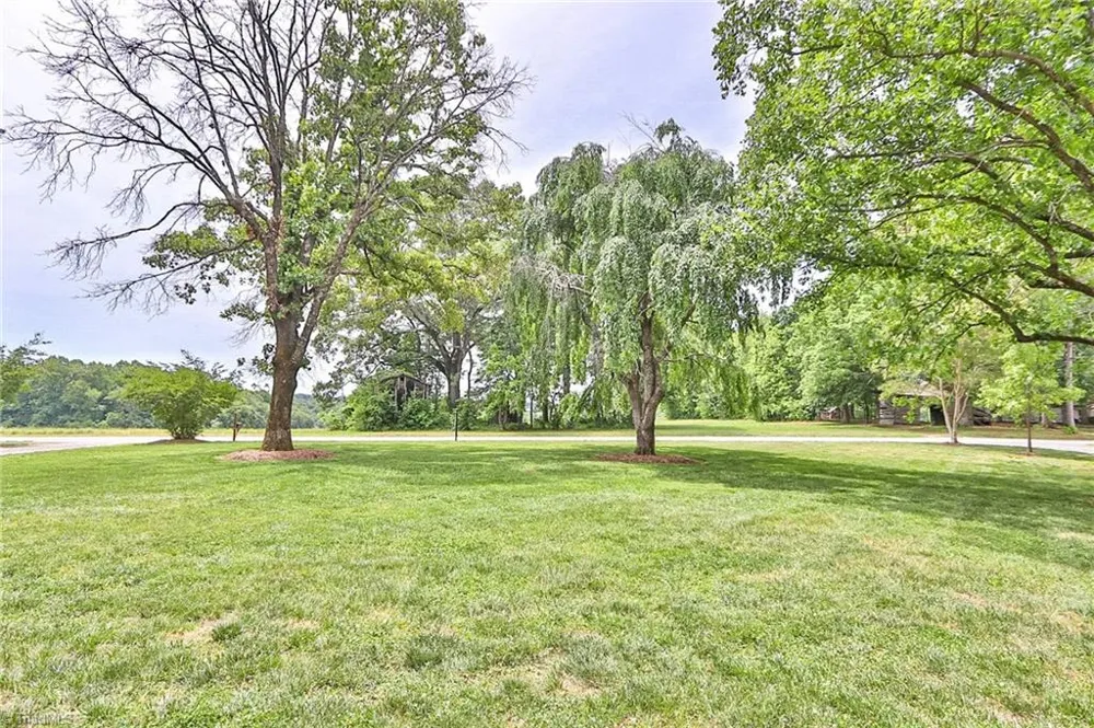 4844 Saint Paul Church Road Hamptonville, NC 27020