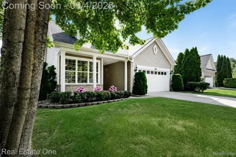 3509 Riverside Drive