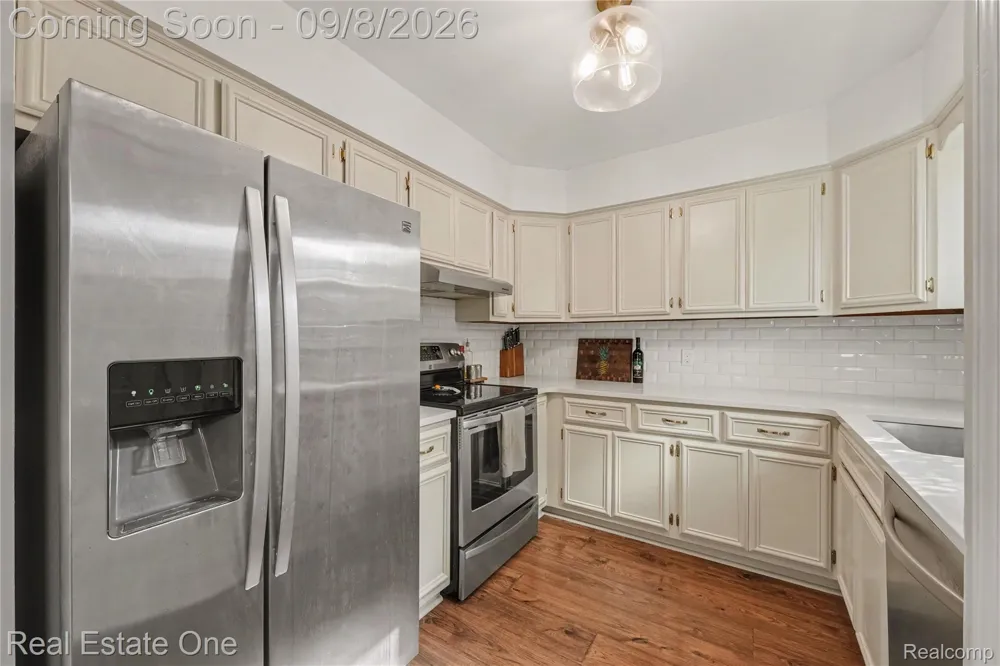4410 Rochester Road Royal Oak City, MI 48073