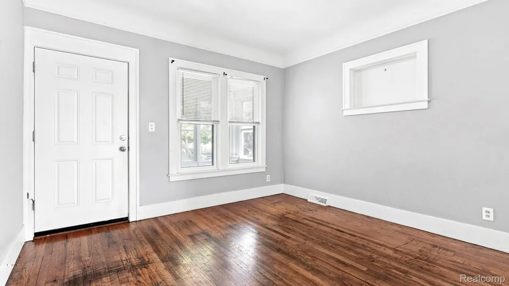 1635 Mill Street Lincoln Park City, MI 48146