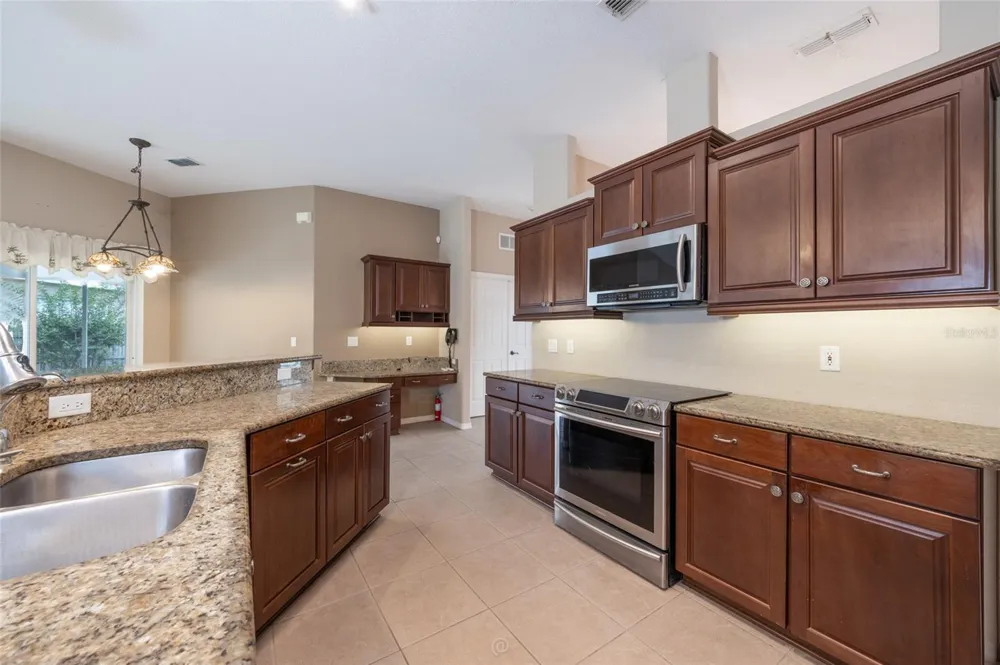 34 WOODHOLME LANE Palm Coast, FL 32164