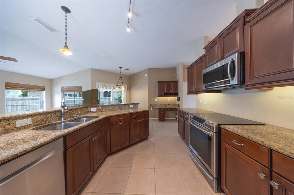 34 WOODHOLME LANE Palm Coast, FL 32164