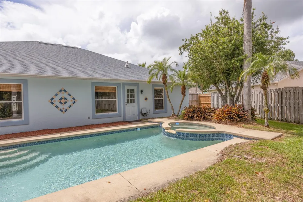 34 WOODHOLME LANE Palm Coast, FL 32164