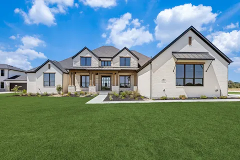2453 Lineage Lane