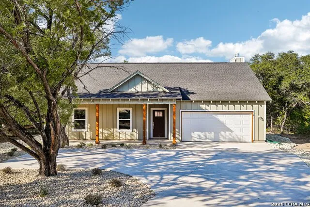 287 DEER OAKS DR Lakehills, TX 78063