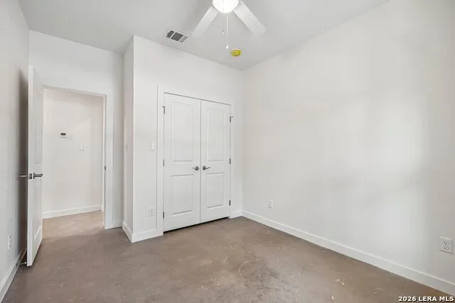 287 DEER OAKS DR Lakehills, TX 78063