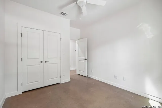 287 DEER OAKS DR Lakehills, TX 78063