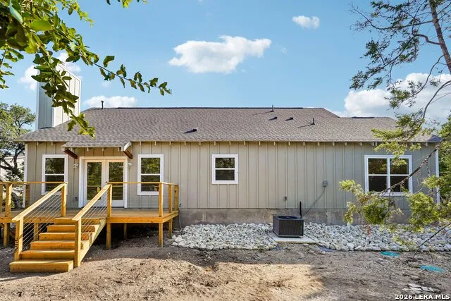 287 DEER OAKS DR Lakehills, TX 78063