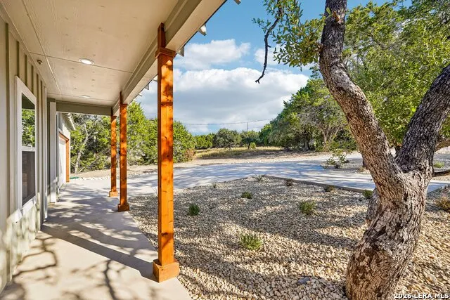 287 DEER OAKS DR Lakehills, TX 78063