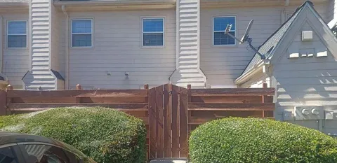 595 Wedgewood Drive