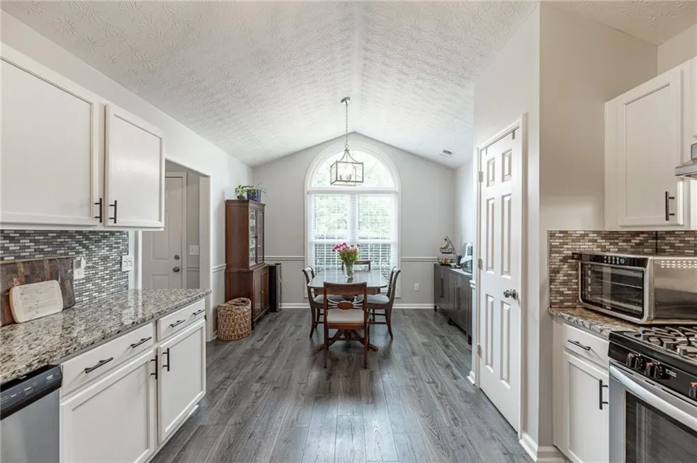 8860 Creekstone Place Gainesville, GA 30506