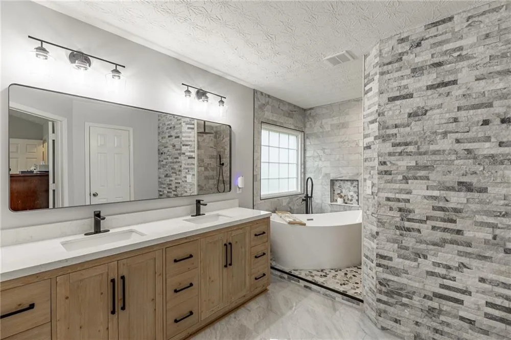 8860 Creekstone Place Gainesville, GA 30506