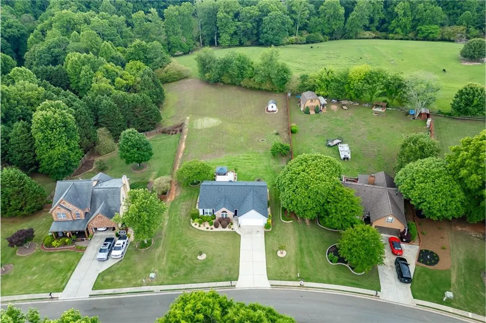 8860 Creekstone Place Gainesville, GA 30506