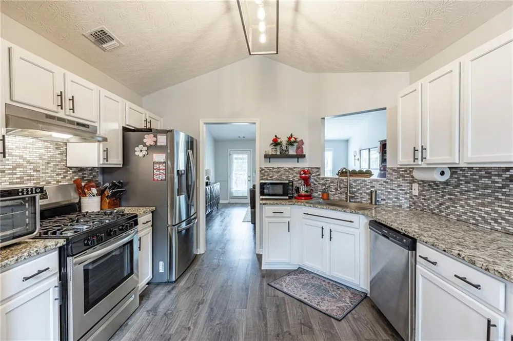 8860 Creekstone Place Gainesville, GA 30506