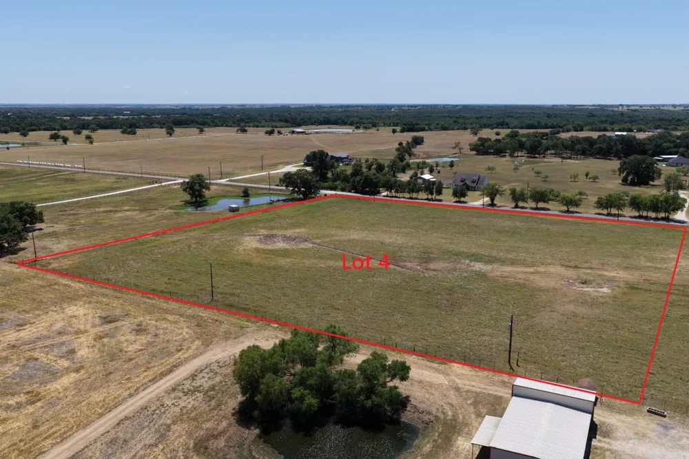 Hog Town Collinsville, TX 76233