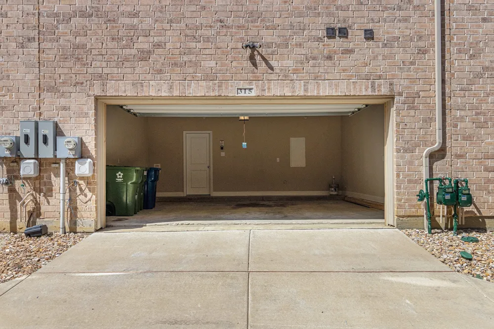 315 Ferndale Street Lewisville, TX 75056