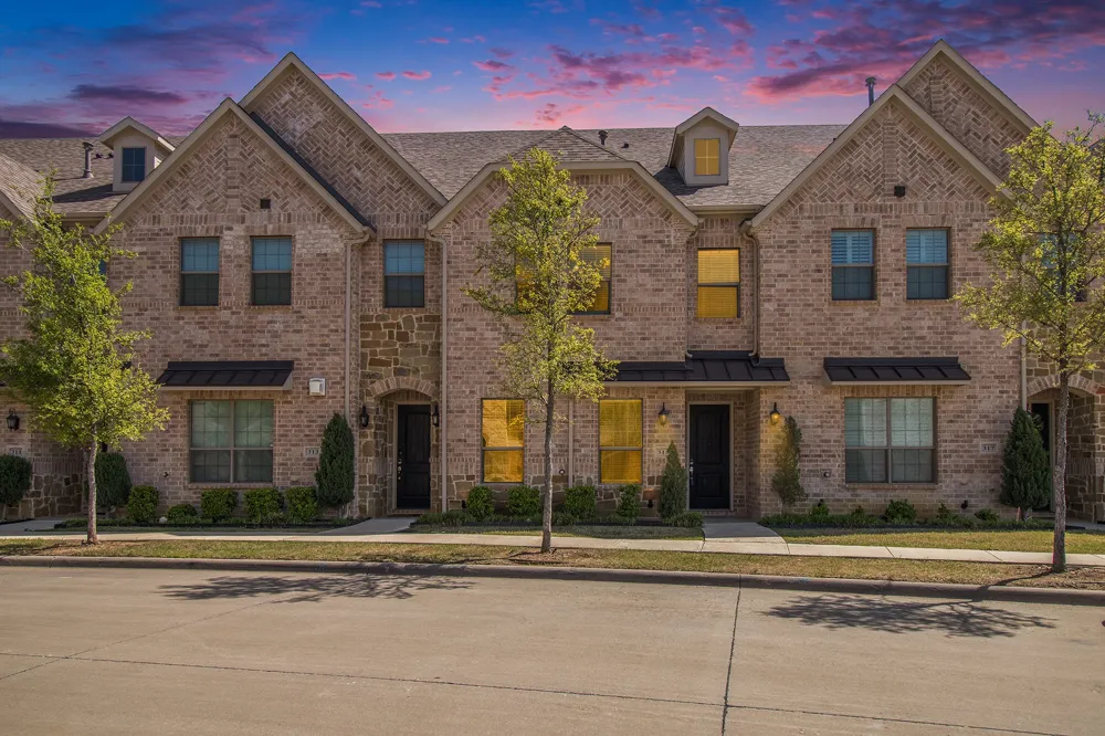 315 Ferndale Street Lewisville, TX 75056