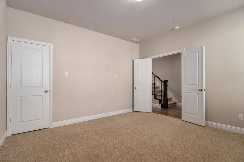 315 Ferndale Street Lewisville, TX 75056
