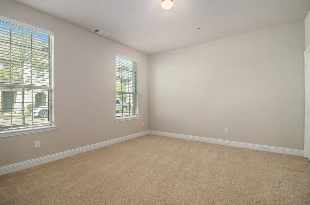 315 Ferndale Street Lewisville, TX 75056