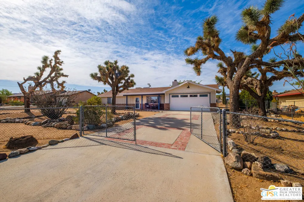58375 Arcadia Trail Yucca Valley, CA 92284