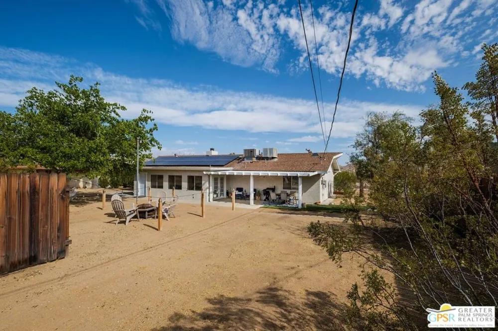 58375 Arcadia Trail Yucca Valley, CA 92284