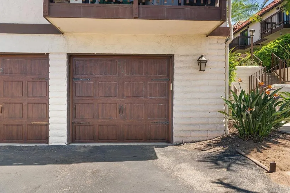 515 Stratford Court #3 Del Mar, CA 92014