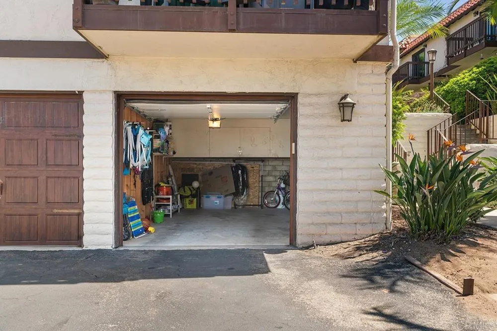 515 Stratford Court #3 Del Mar, CA 92014