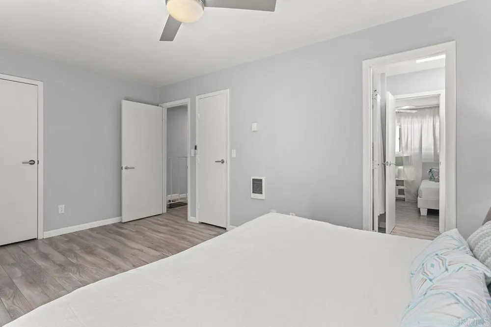 515 Stratford Court #3 Del Mar, CA 92014