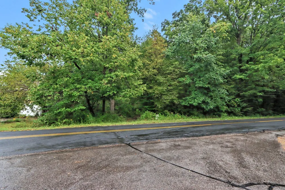 Whiskey Run Rd. Paw Paw, MI 49079