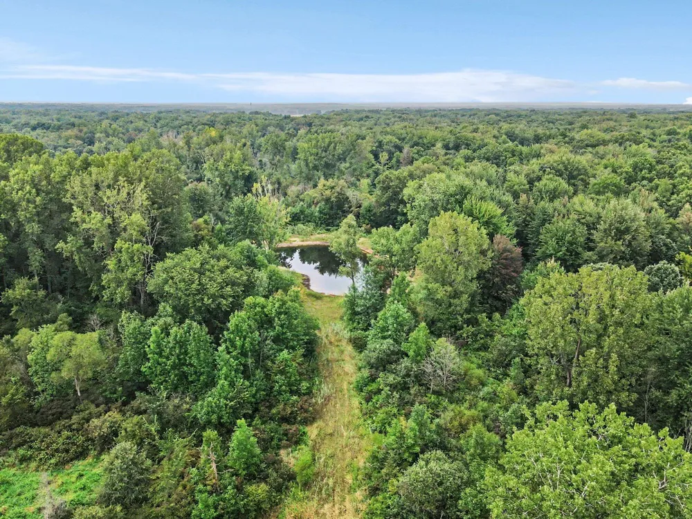 Whiskey Run Rd. Paw Paw, MI 49079