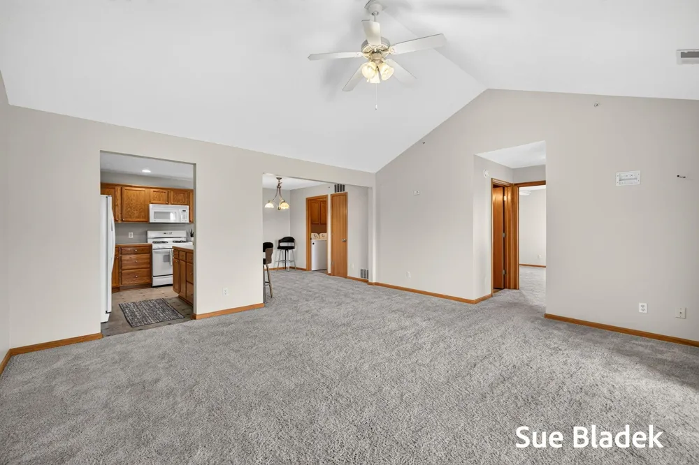 3089 E Crystal Waters Drive #8 Holland, MI 49424