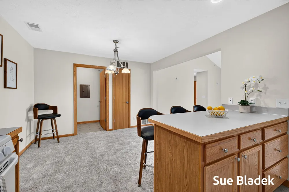 3089 E Crystal Waters Drive #8 Holland, MI 49424