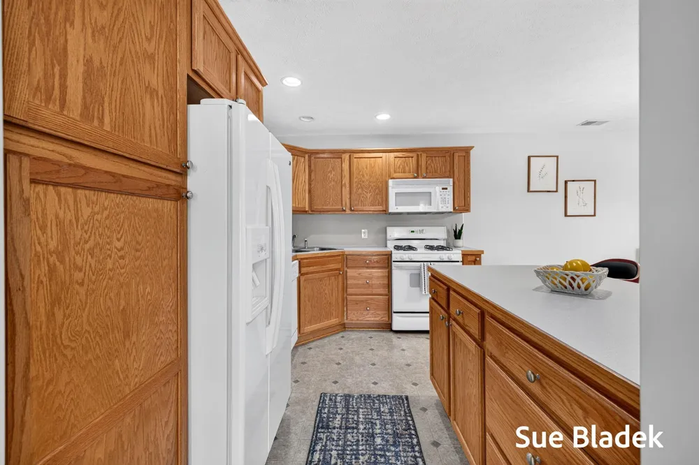 3089 E Crystal Waters Drive #8 Holland, MI 49424