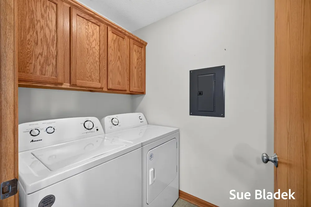 3089 E Crystal Waters Drive #8 Holland, MI 49424