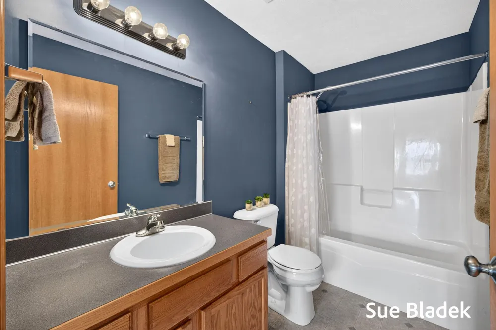 3089 E Crystal Waters Drive #8 Holland, MI 49424