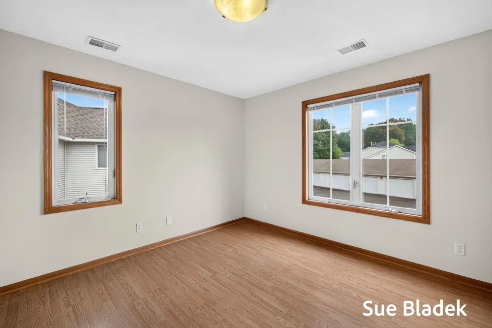 3089 E Crystal Waters Drive #8 Holland, MI 49424
