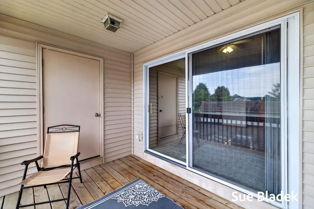3089 E Crystal Waters Drive #8 Holland, MI 49424