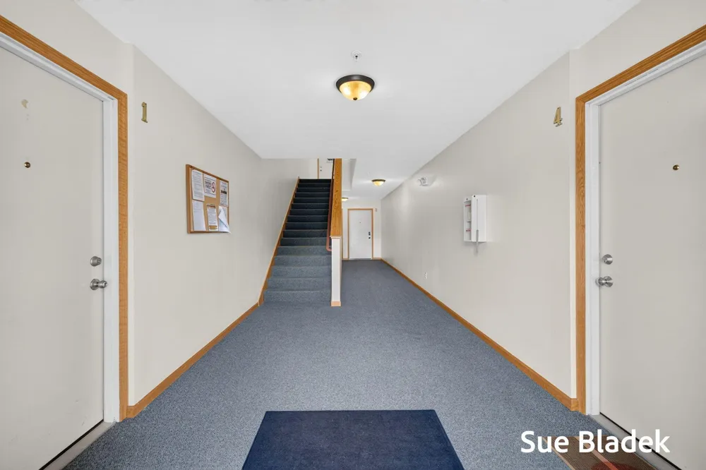 3089 E Crystal Waters Drive #8 Holland, MI 49424