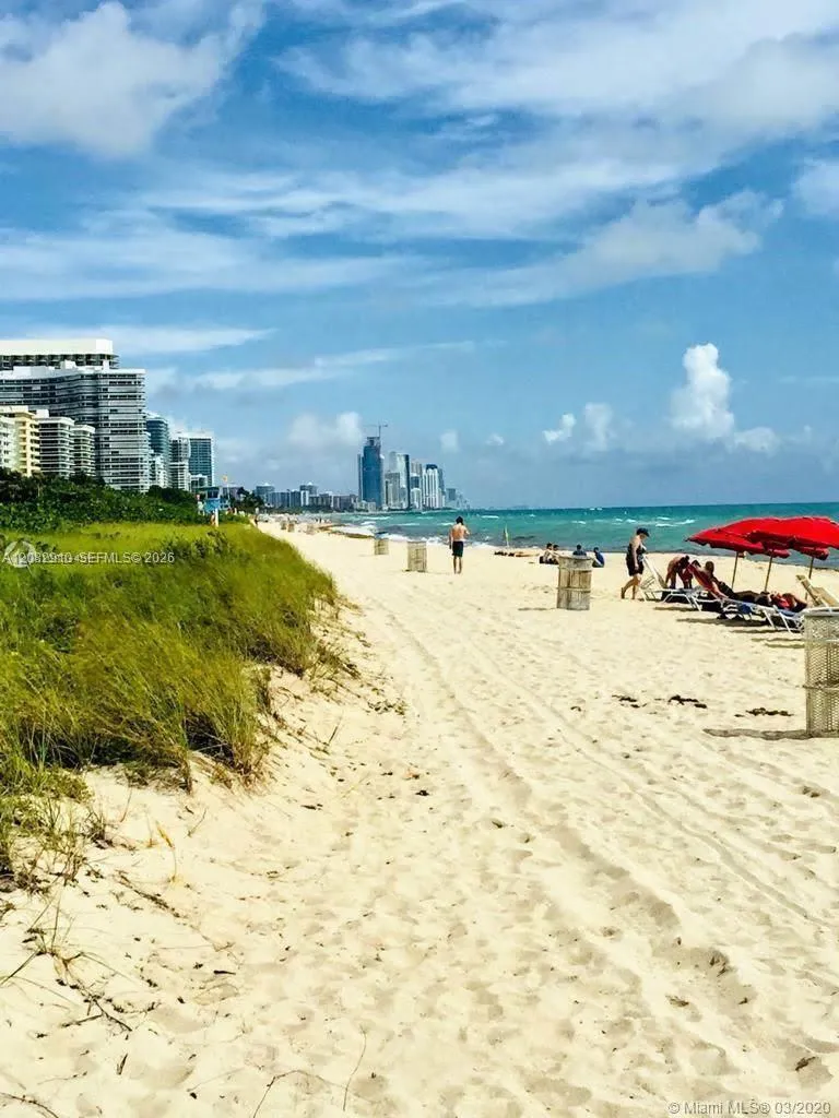 9195 Collins Ave #414 Surfside, FL 33154