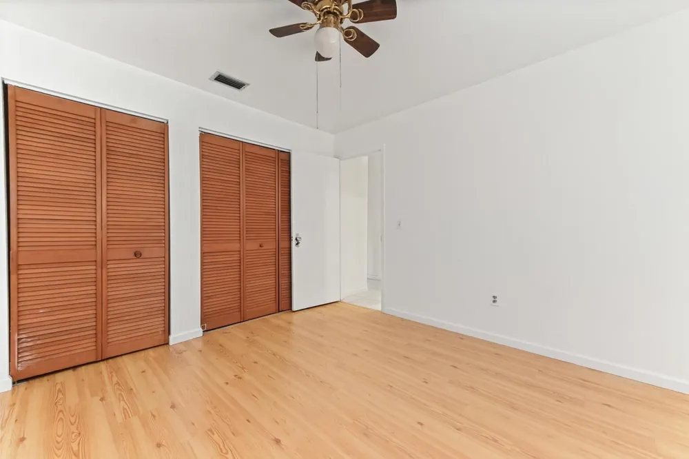 428 ALEMEDA DRIVE Palm Springs, FL 33461