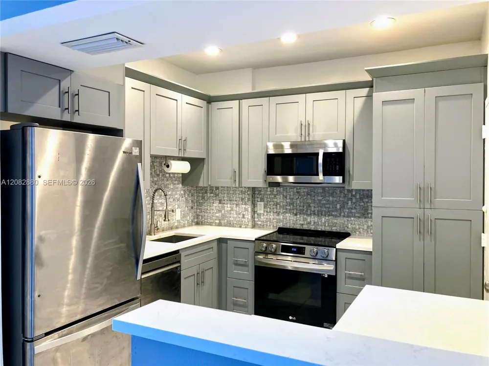 2000 S Ocean Blvd #16N Lauderdale By The Sea, FL 33062