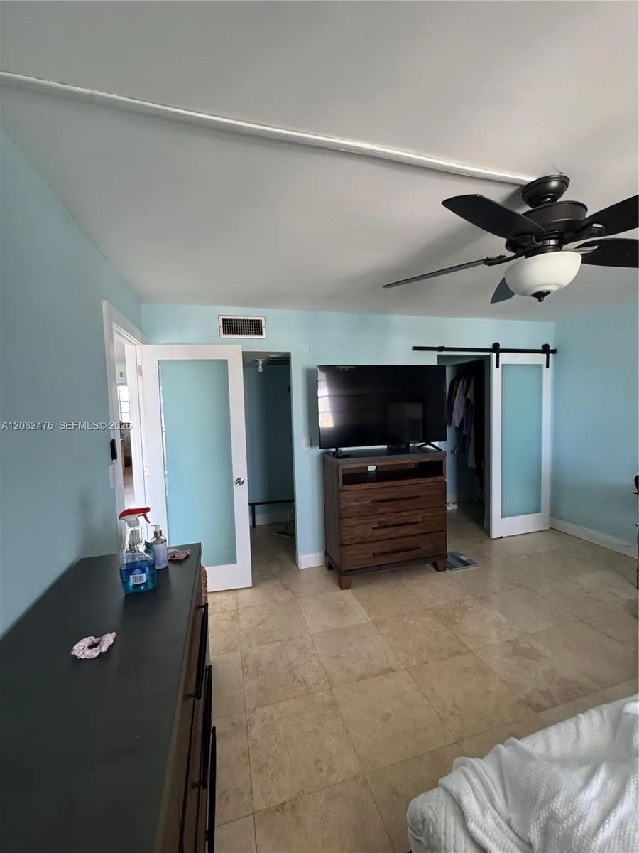 3545 NE 166th St #703 North Miami Beach, FL 33160