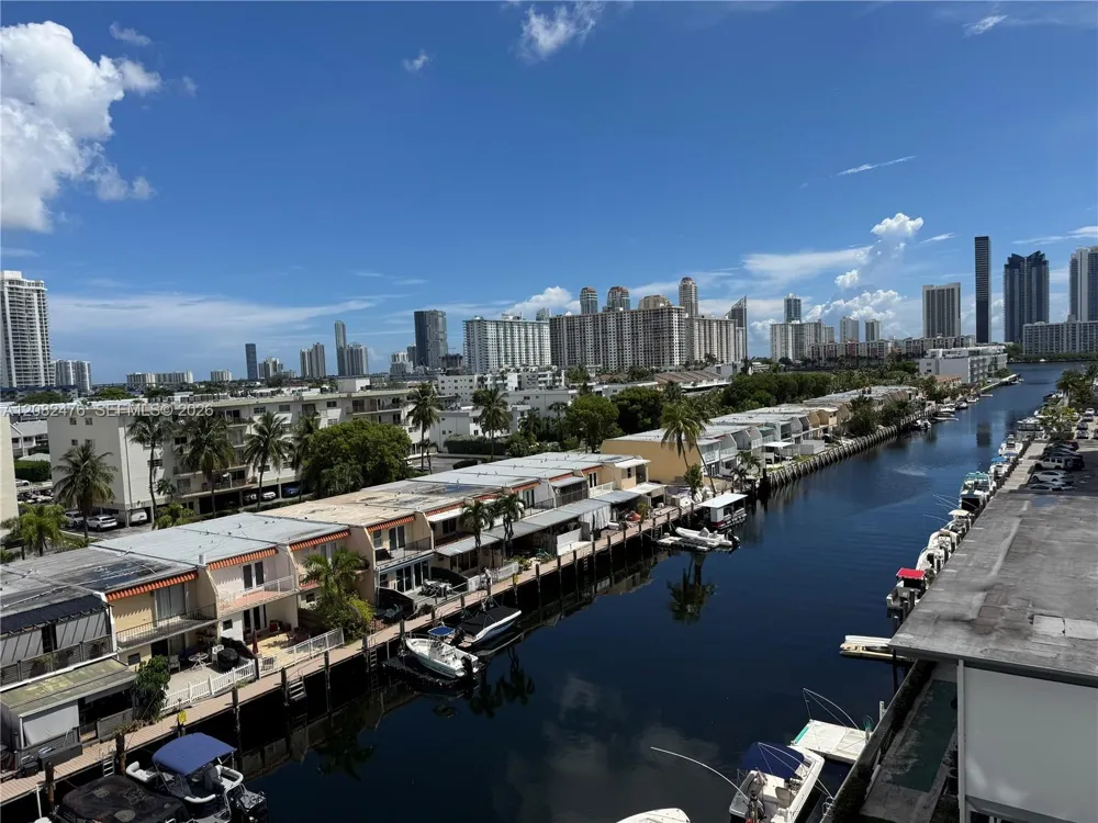 3545 NE 166th St #703 North Miami Beach, FL 33160