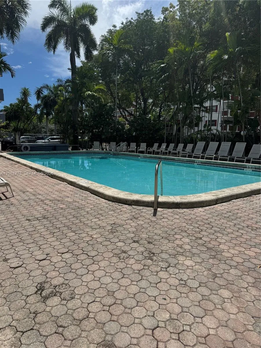 3545 NE 166th St #703 North Miami Beach, FL 33160