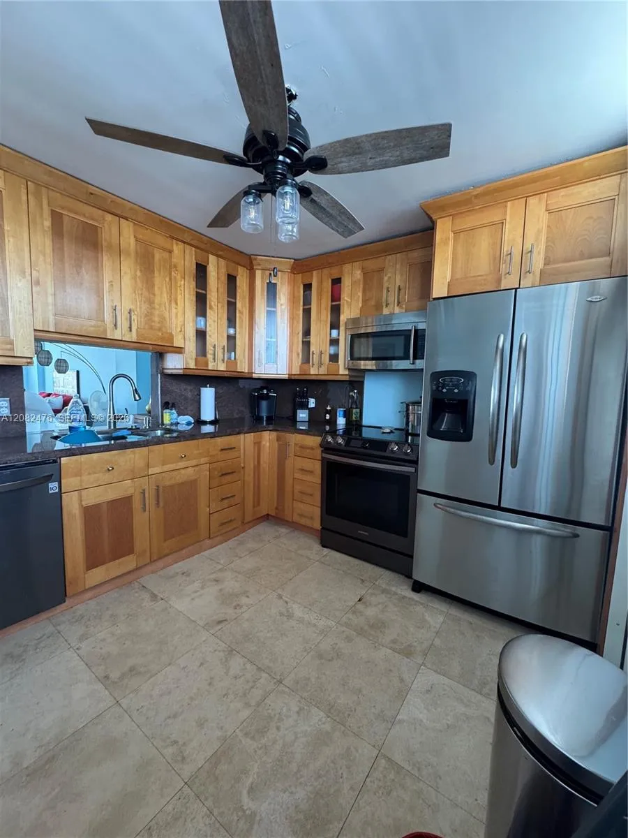 3545 NE 166th St #703 North Miami Beach, FL 33160