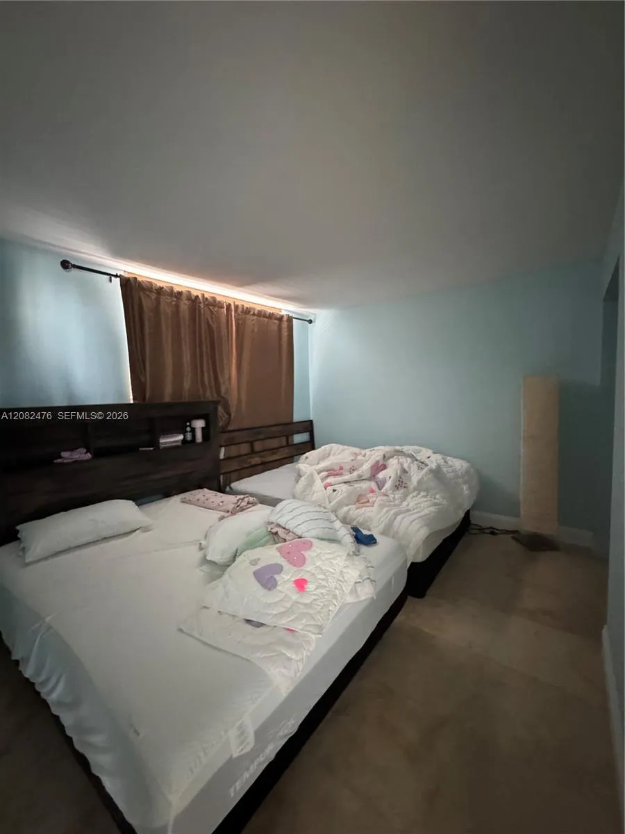 3545 NE 166th St #703 North Miami Beach, FL 33160
