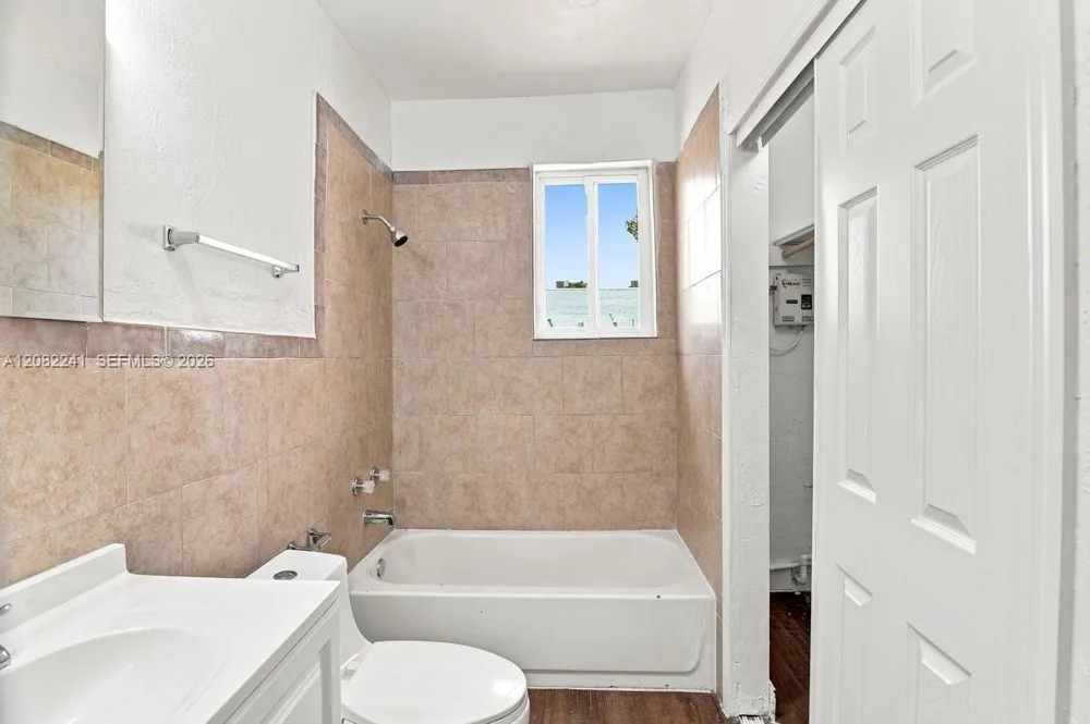 10215 SW 184th St Cutler Bay, FL 33157